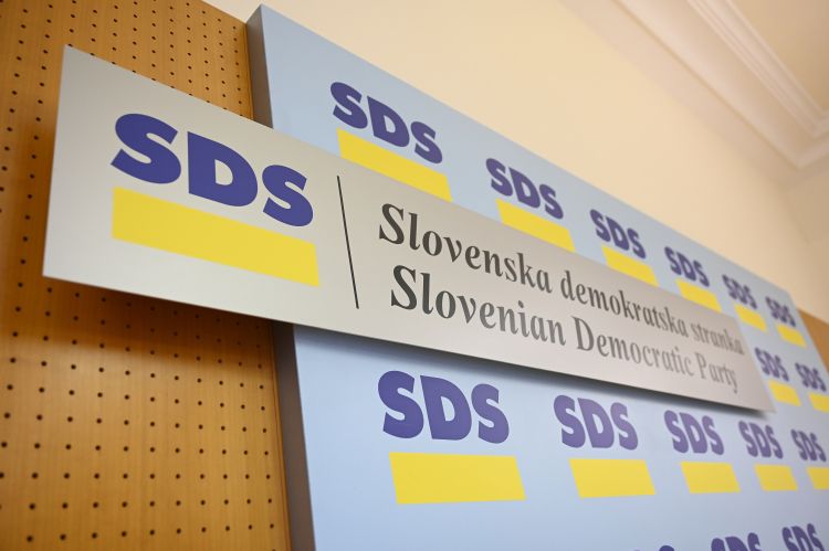SDS, logo, tabla, napis, stranka