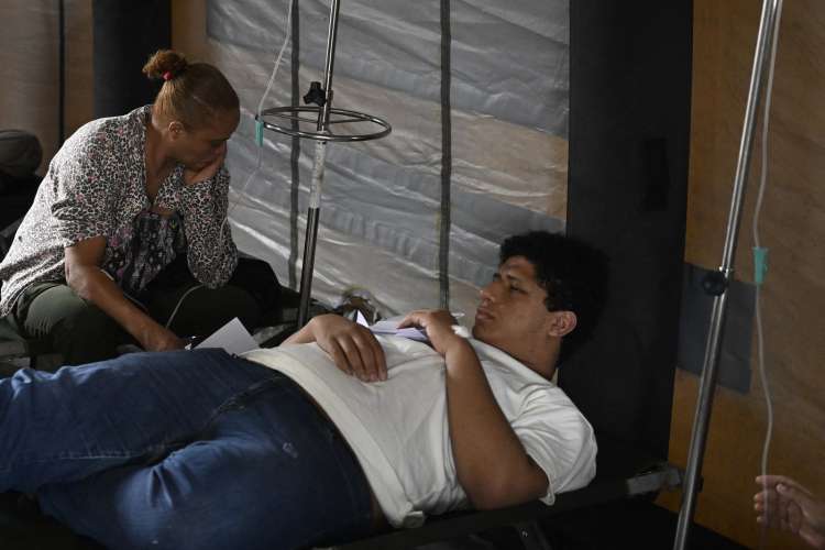 Bolnišnice na severu Peruja so zaradi številnih obolelih že prepolne.
