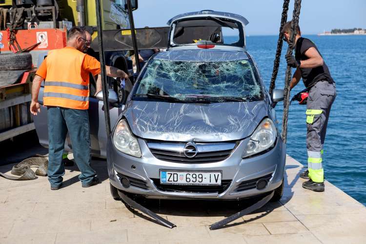 zadar, morje, avtomobil, reševanje
