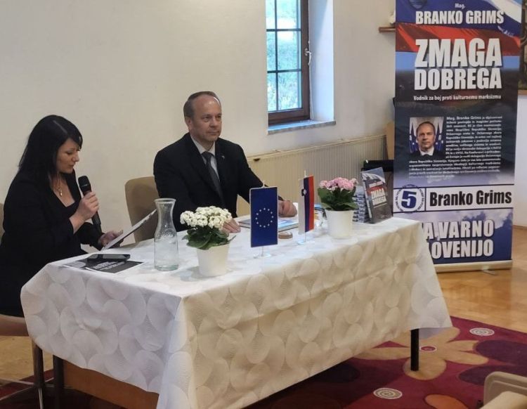 grims cerkev-kriz mora bit-facebook.jpg