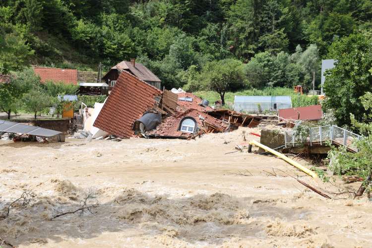 prevalje, odstranjevanje-posledic