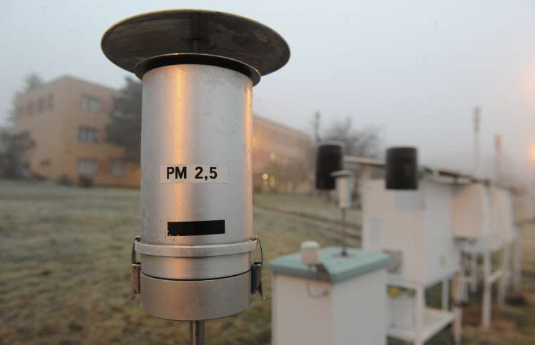 trdi delci, PM, PM2,5, onesnaženje