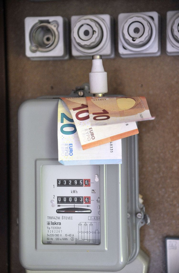 omrežnina, elektrika, števec, stroški