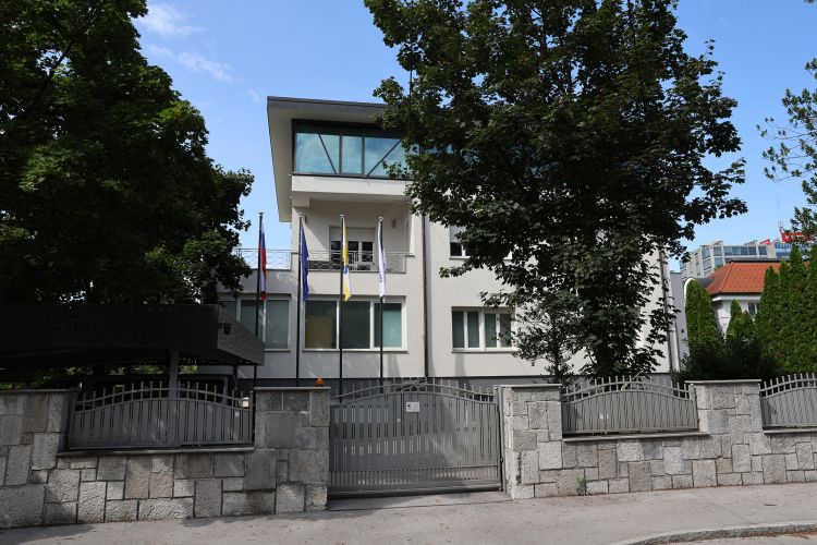 trstenjakova 2 sds-pl011.jpg