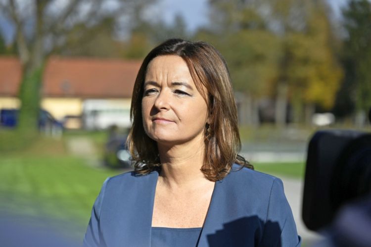 927095_tanja-fajon