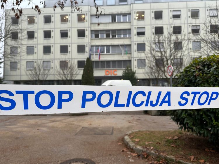 pozar, dijaski-dom, poljanska