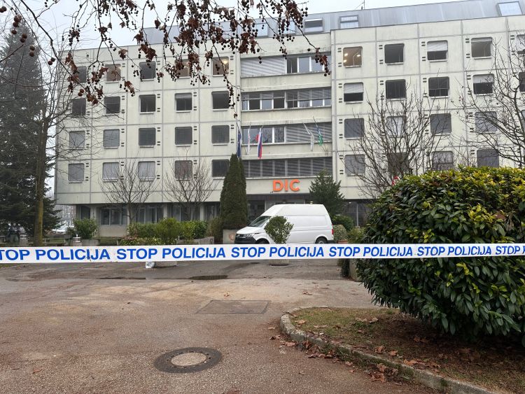 pozar, dijaski-dom, poljanska