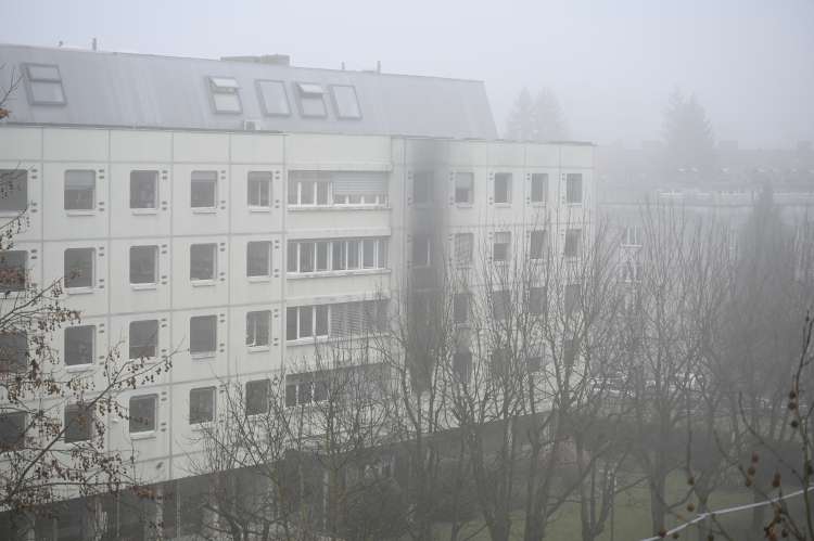 1738223394-dsc1351-1738223359279