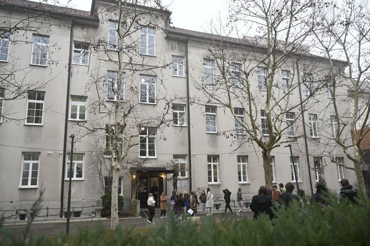 pozar, dijaski-dom, poljanska