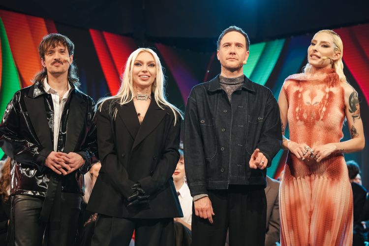 Štras, July Jones, Klemen Slakonja, Raiven