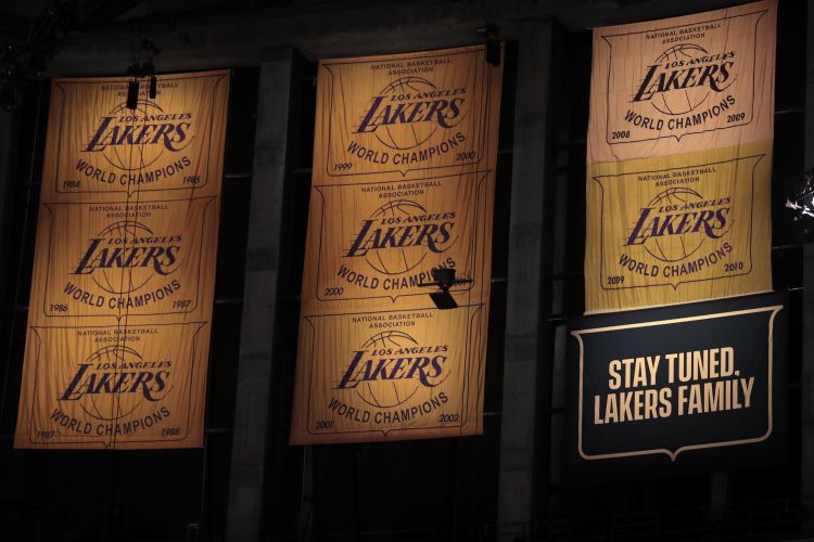 lakers zastave.jpg