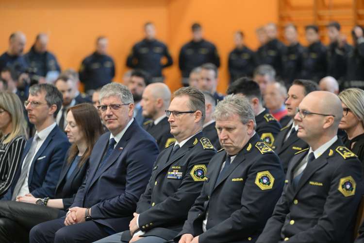 policija poklukar petrič medalje-za-hrabrost