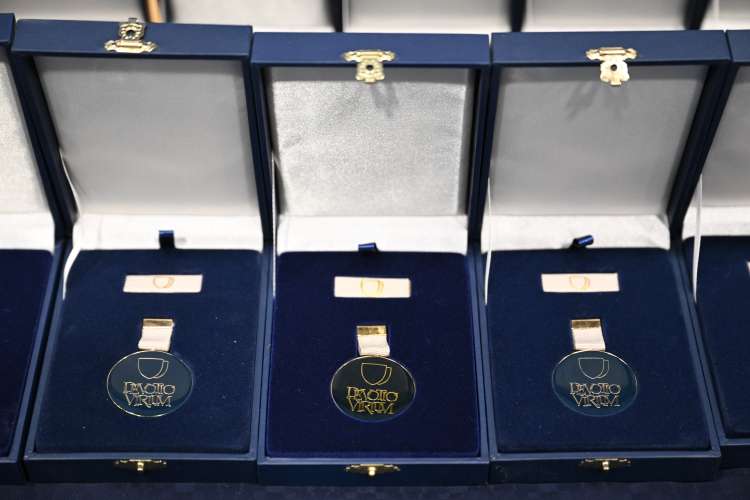 medalje za hrabrost policija