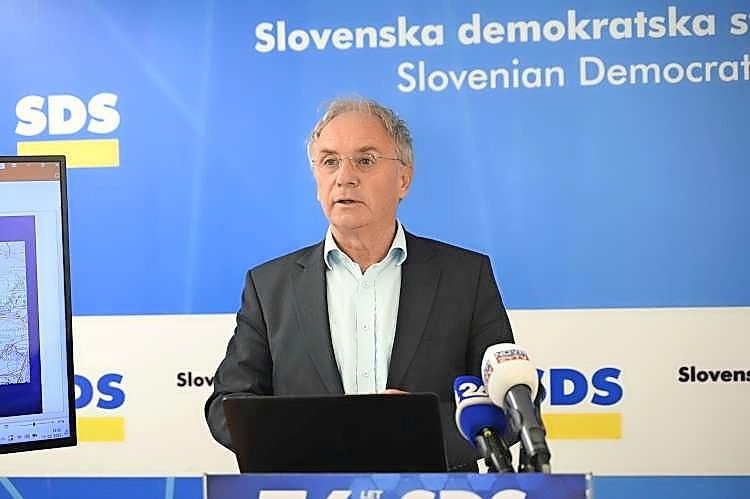 929641_035_ales_hojs