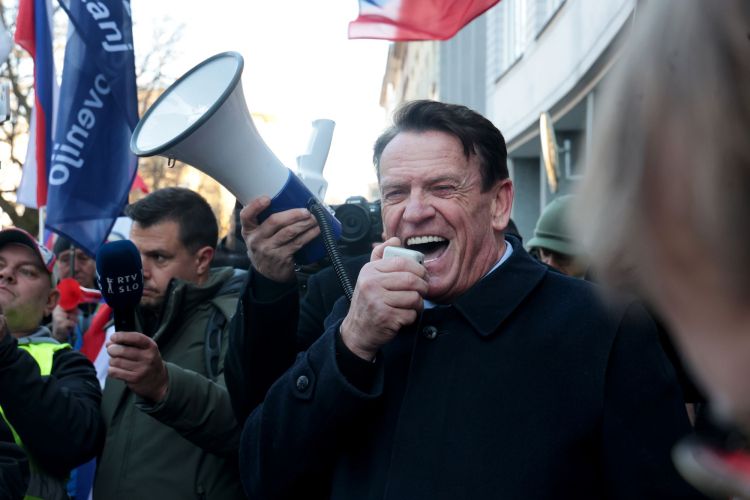 rupar jansa upokojenci protest shod 19.02.2025 pl.jpg