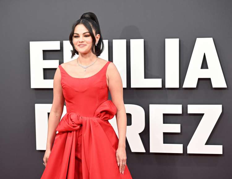 Selena Gomez (8)