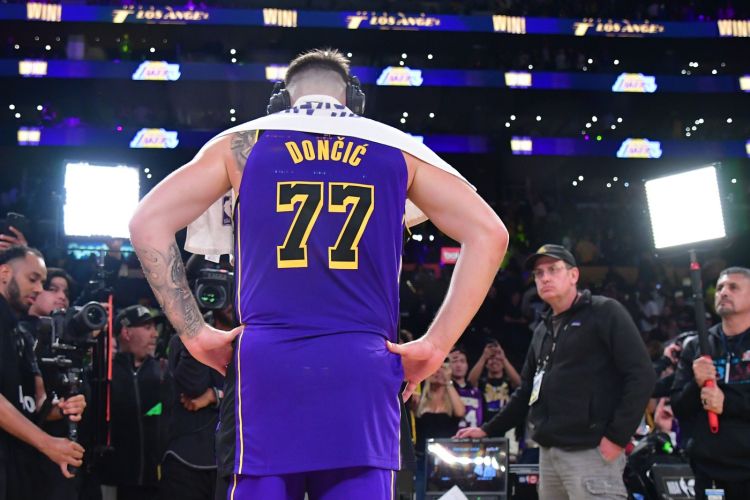 luka-doncic-lakers-dallasjpg