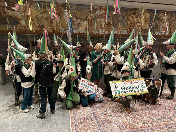 urska-klakocar-zupancic, pust, obrski-prutarji