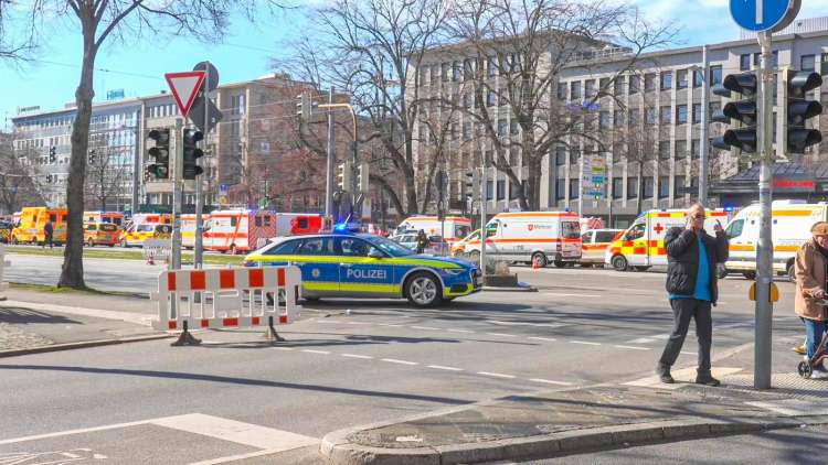 mannheim, zapeljal-v-mnozico