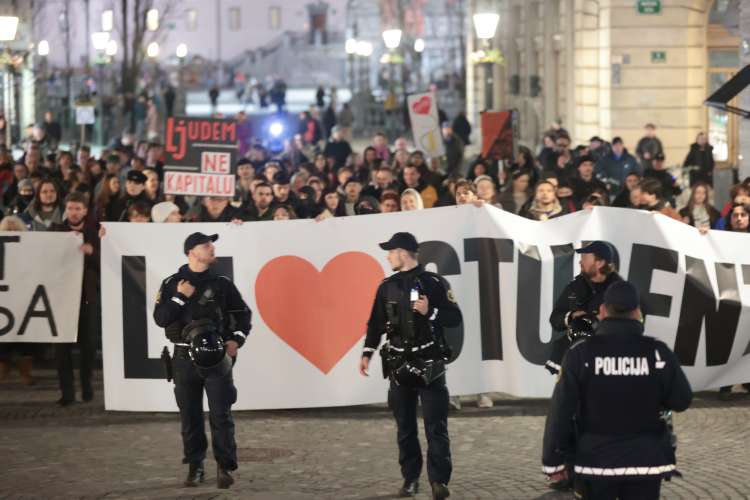 protest, ljubljana, 5-3, jankovic