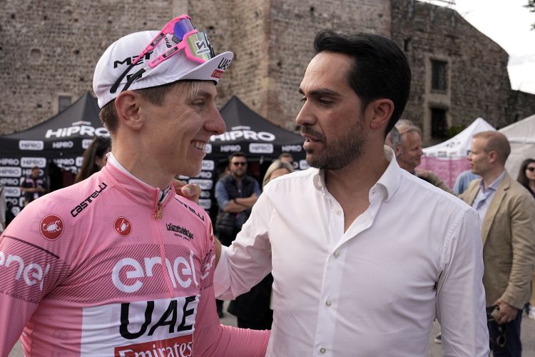 alberto contador  in tadej pogačar