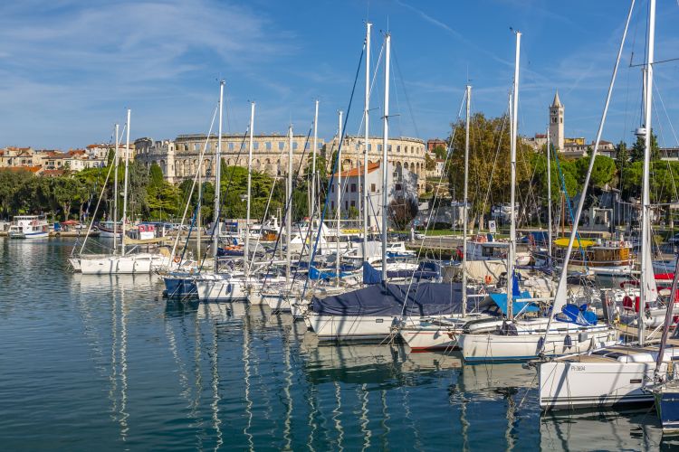počitnice, Pula, arena, jadrnice, morje