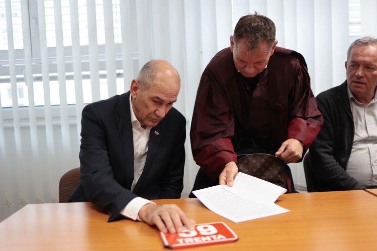 janez janša, franci matoz, sojenje, trenta