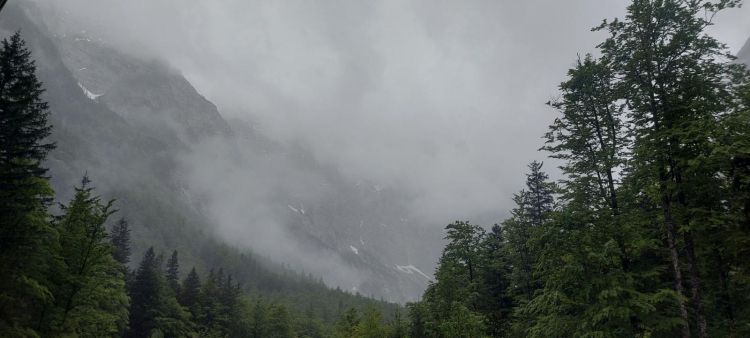 resevanje-v-gorah