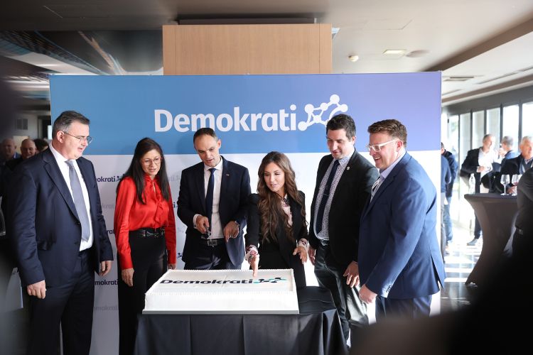 demokrati logar Primoz Lavre