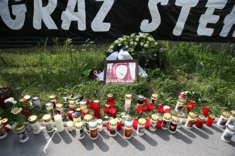 gradec svece zalovanje strelski pohod
