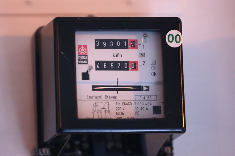 Elektrika, omrežnina, števec, električna energija, električni števec