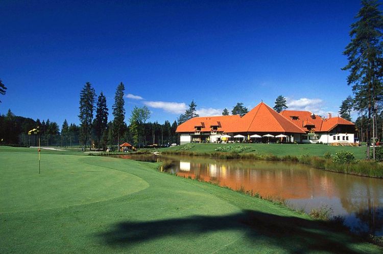 golf_arboretumE5C71BA5-A6BB-53F9-F9DD-021B6D9AF96E
