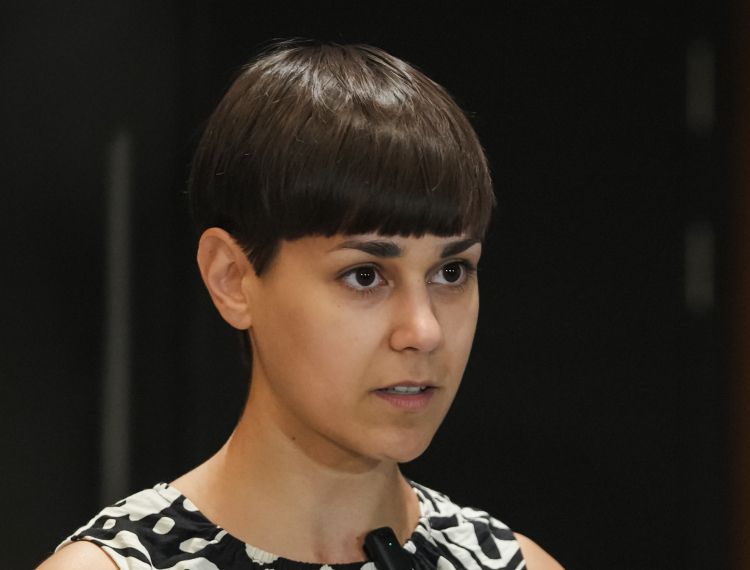 sara žibrat, Nataša Sukič