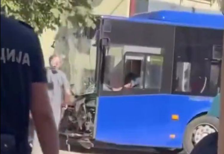 avtobus, beograd, nesreca