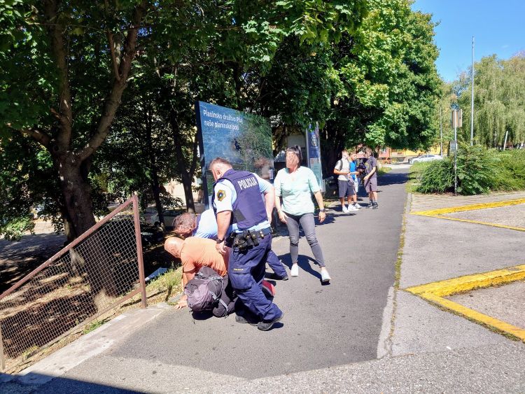 AK_akcija 1-zakrij obraze.jpg