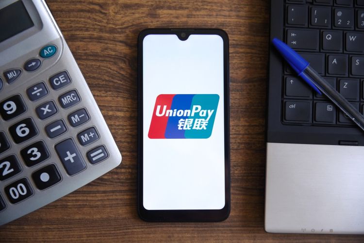 telefon kalkulator prenosnik