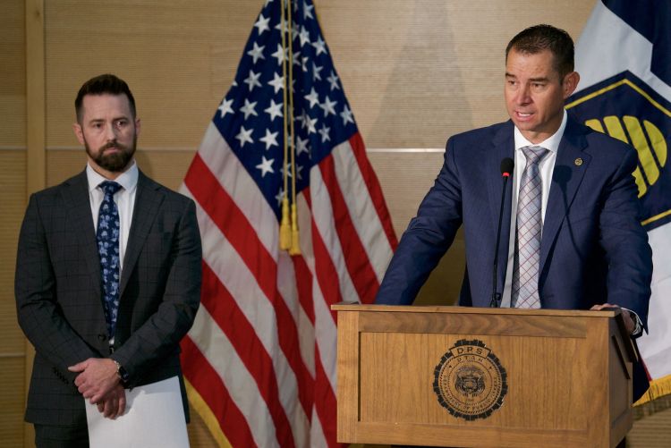 Robert Bohls, Beau Mason