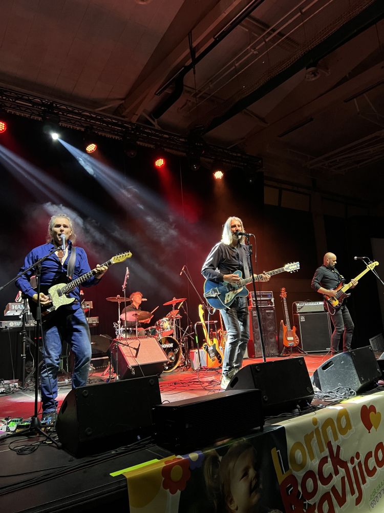 lorina-rock-pravljica