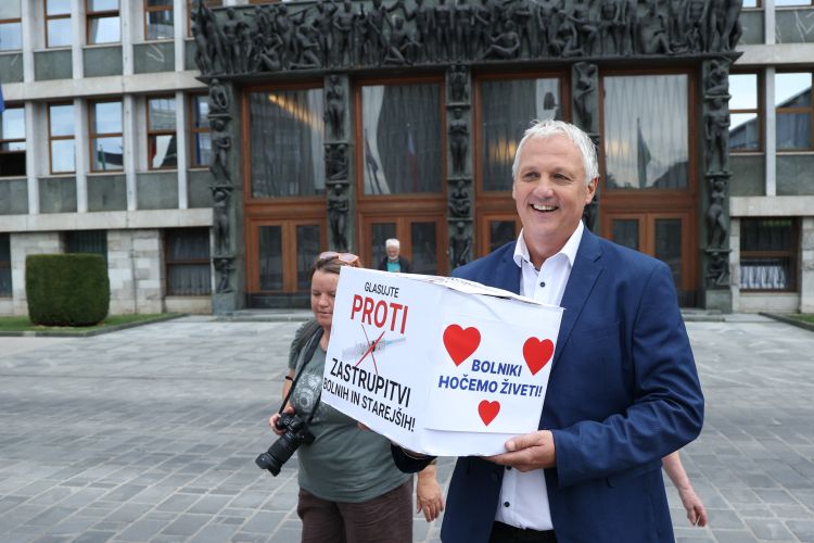 ales primc referendum podpisi