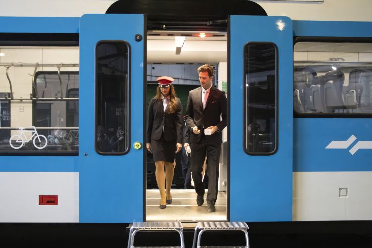 slovenske železnice, uniforme