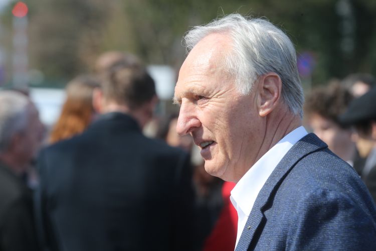 1709810217-b60k7573-1709810199762