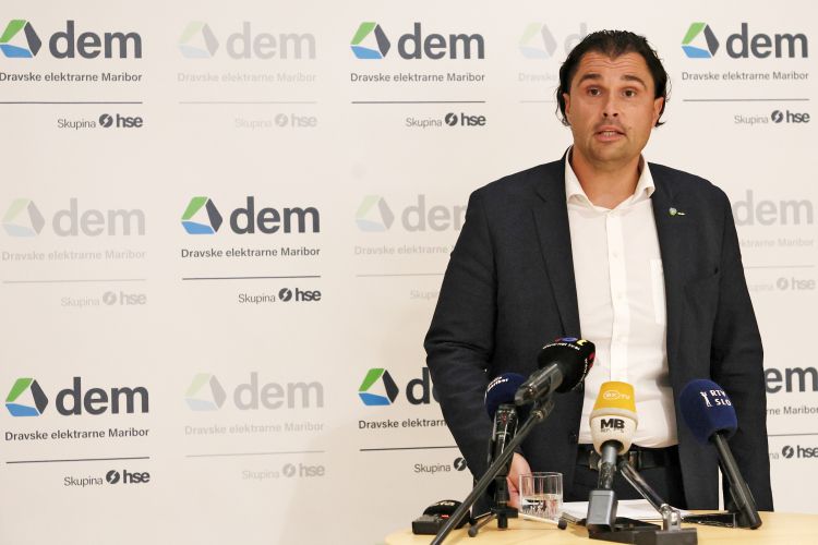 1761309315-0807seme1-3-1761309298138