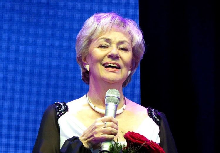 Stanka Kovačič je nastopila pred desetimi leti na 20. obletnici Radia Veseljak v Stožicah.