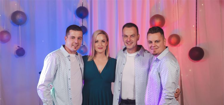 Ansambel Simona Gajška letos obeležuje 25 let neprekinjenega delovanja na narodnozabavni sceni.