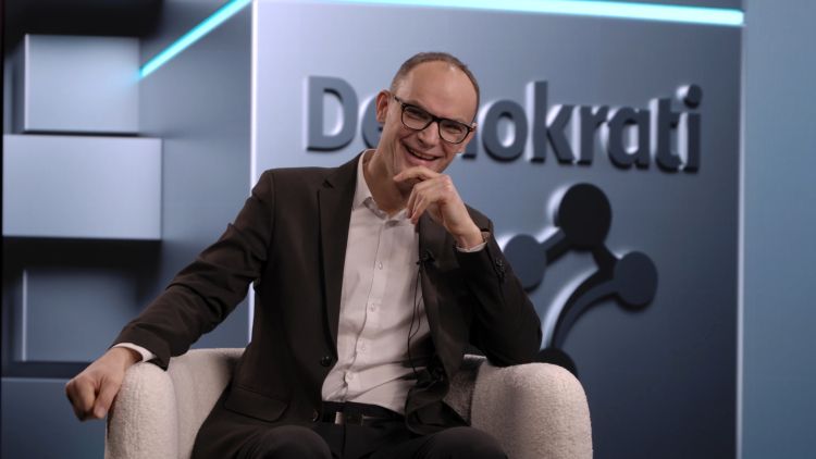 Prvak Demokratov Anže Logar v oddaji Pogovori o prihodnosti.