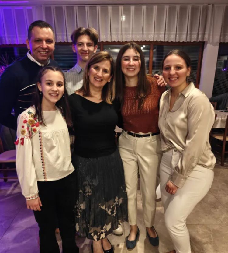 Marcelo družina.png