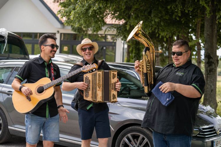 Haloški trio.jpg