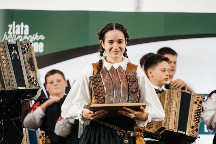 Zmago 5. Šaleške harmonike 2026 si je priigrala SINJA GRAČNAR iz Šentjurja.