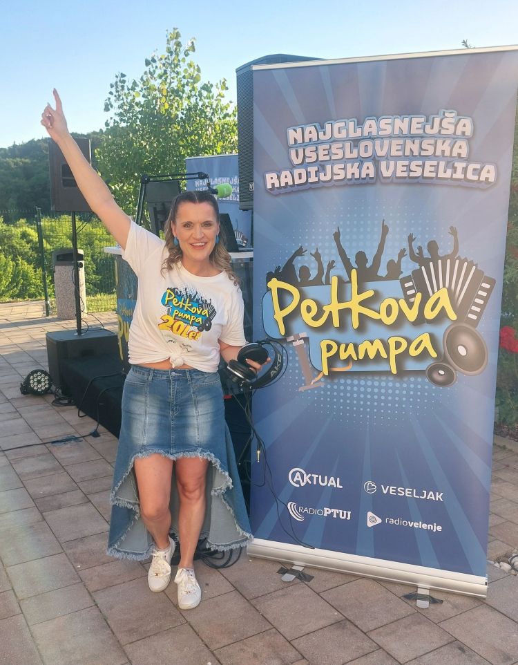 Nina Cestnik Pavlič 01.jpg
