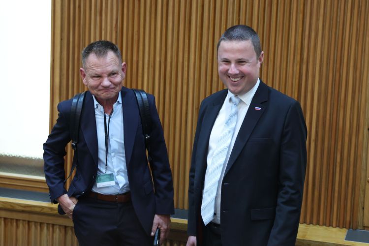 Franci Matoz, Žan Mahnič